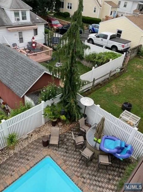 156 Lee St, Elmwood Park NJ  07407-2211 exterior