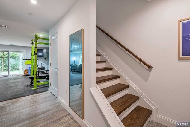 1408 14 St, West Fort Lee NJ 07024-2007 exterior