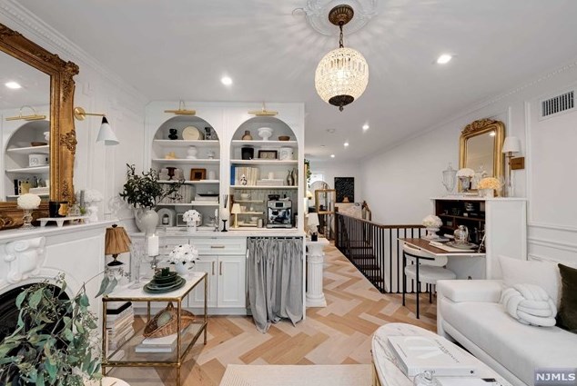 1408 14 St, West Fort Lee NJ 07024-2007 exterior