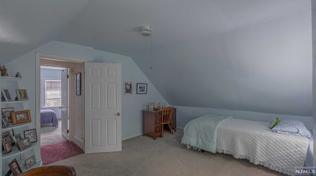 87 Passaic Ave, Rutherford NJ 07070-2059 exterior