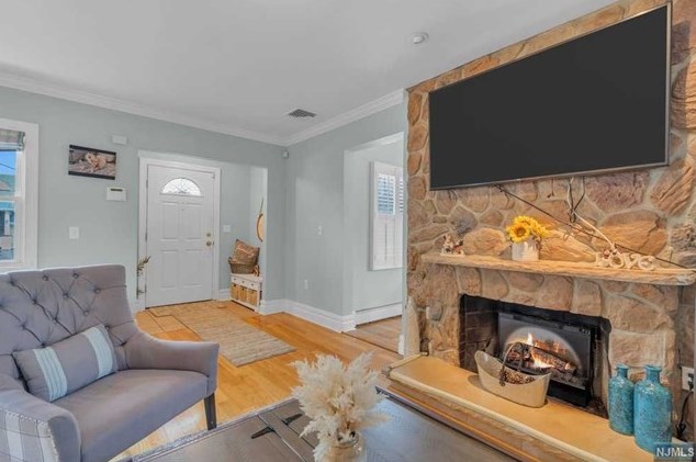 47 Kingston Ave, Paterson NJ 07506-1204 exterior