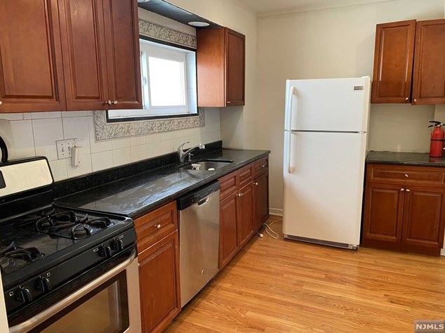 78 Gordon St, Ridgefield Park NJ  07660-1111 exterior