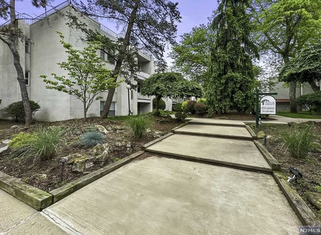462 River Rd #a, Nutley, NJ 07110