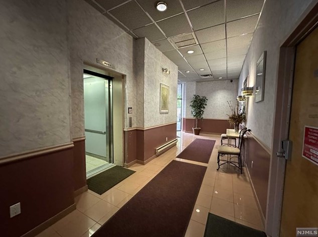 30 Shafer Pl, Hackensack, NJ 07601