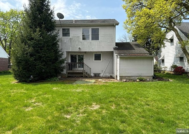 133 Ackerman St, Maywood NJ 07607-1912 exterior