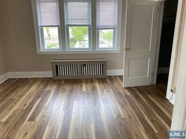 596 Center St, Carlstadt, NJ 07072