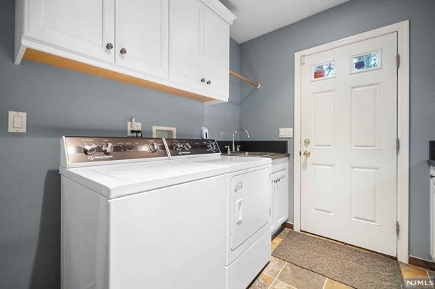 125 Oak St, Tenafly NJ 07670-3013 exterior