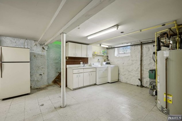 24 Fairview Ave, Montvale NJ 07645-2510 exterior