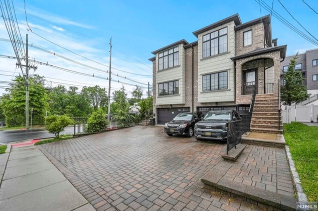 103 W Edsall Blvd #b, Palisades Park, NJ 07650