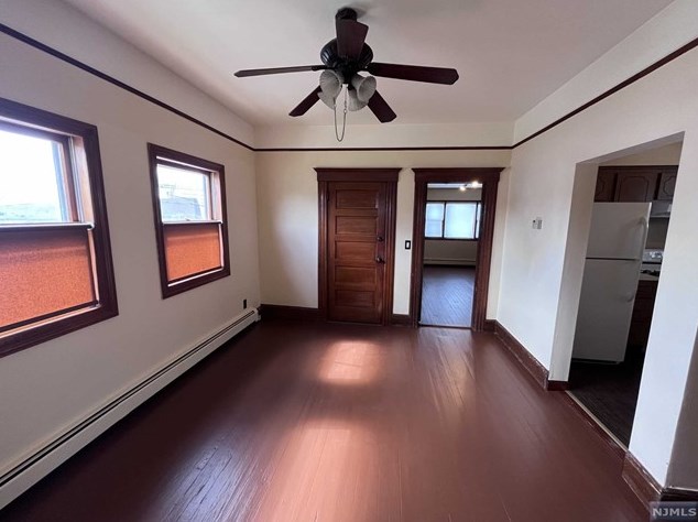 64 Clifton Blvd, Clifton, NJ 07011-3816