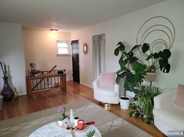 21 Steuben Ave #2nd Floor, Westwood, NJ 07675