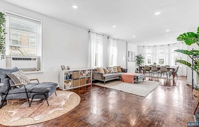 200 Highpoint Ave, Union City, NJ 07086-5627