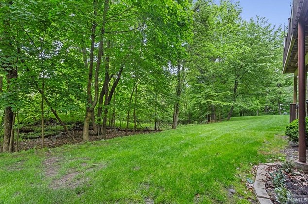 63 Ralph St, Wayne NJ 07470-2217 exterior