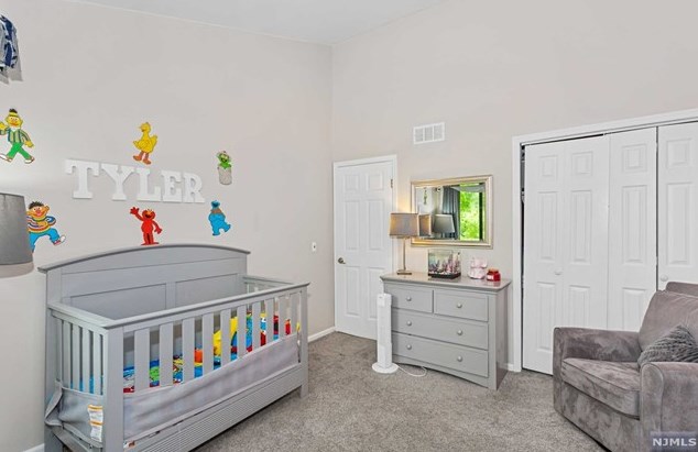 63 Ralph St, Wayne NJ 07470-2217 exterior