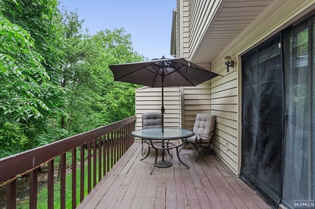 63 Ralph St, Wayne NJ 07470-2217 exterior