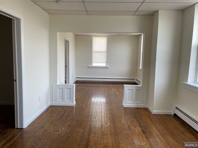 397 Passaic Ave, Lodi, NJ 07644