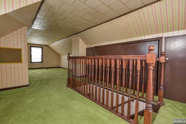 178 Queen St, Bergenfield NJ 07621-1524 exterior