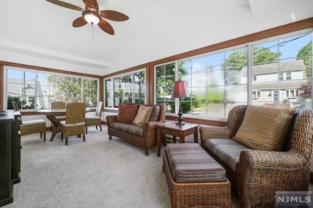 65 Harrison St, West Paterson NJ 07424-1655 exterior