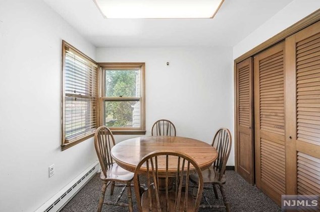 65 Harrison St, West Paterson NJ 07424-1655 exterior