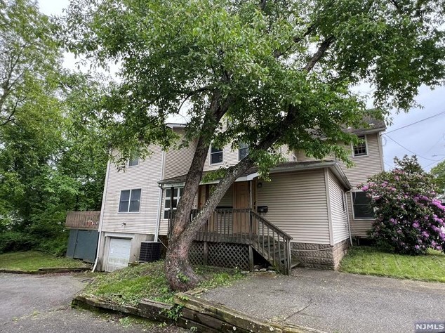 12 Adalist Ave, Kinnelon, NJ 07405-1704