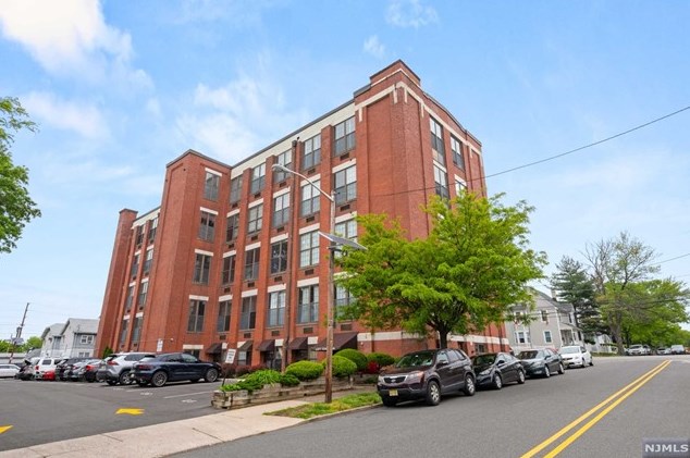 366-382 Trenton Ave, Paterson NJ  07503 exterior