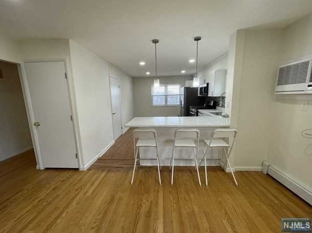 681 Broad Ave, Ridgefield NJ  07657-1605 exterior
