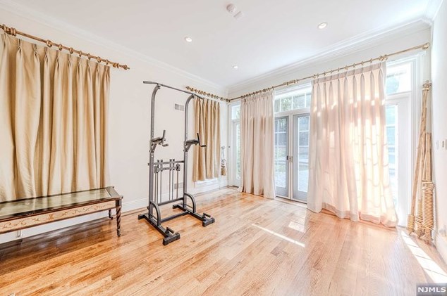 14 Homestead Rd, Tenafly NJ 07670 exterior