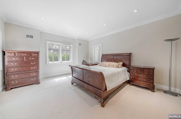 14 Homestead Rd, Tenafly NJ 07670 exterior