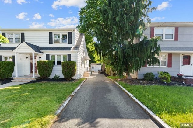 34 Stanley St, Clifton NJ 07013-1309 exterior