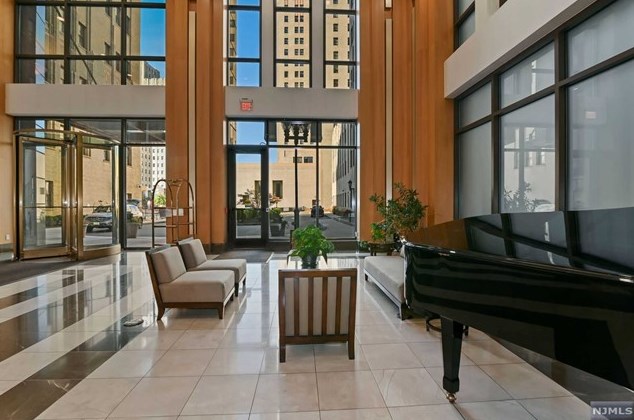 4 Beacon Way Apt 603, Jersey City, NJ 07304