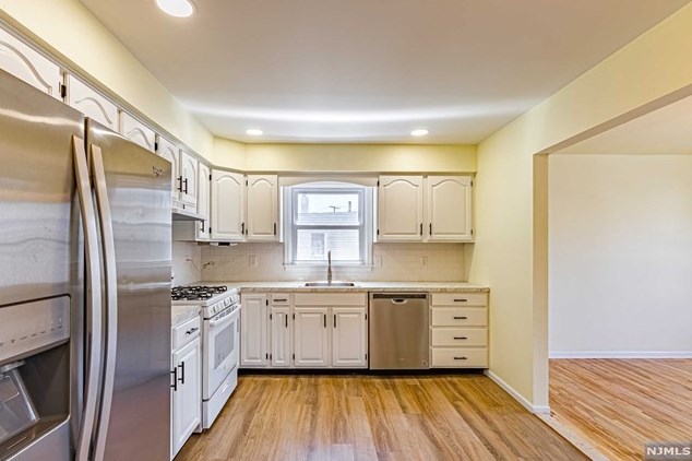 16 Harris St, Paterson, NJ 07508