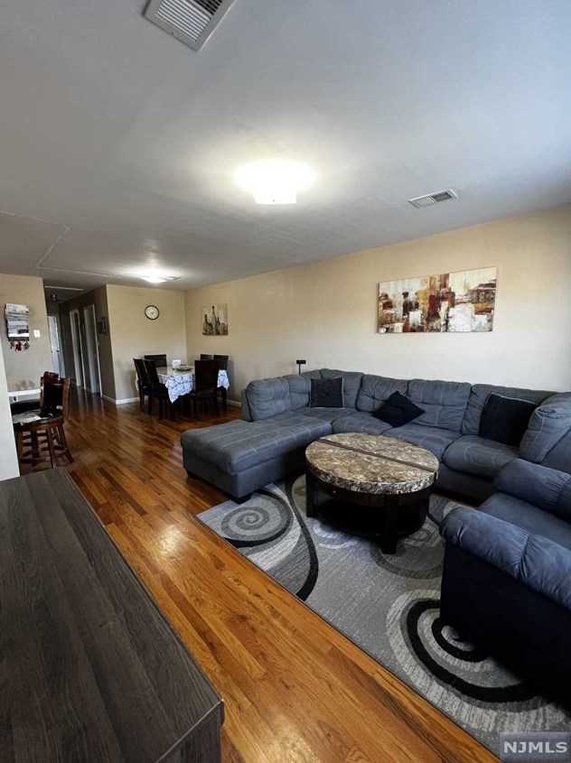 952 Flora St #2, Elizabeth, NJ 07201