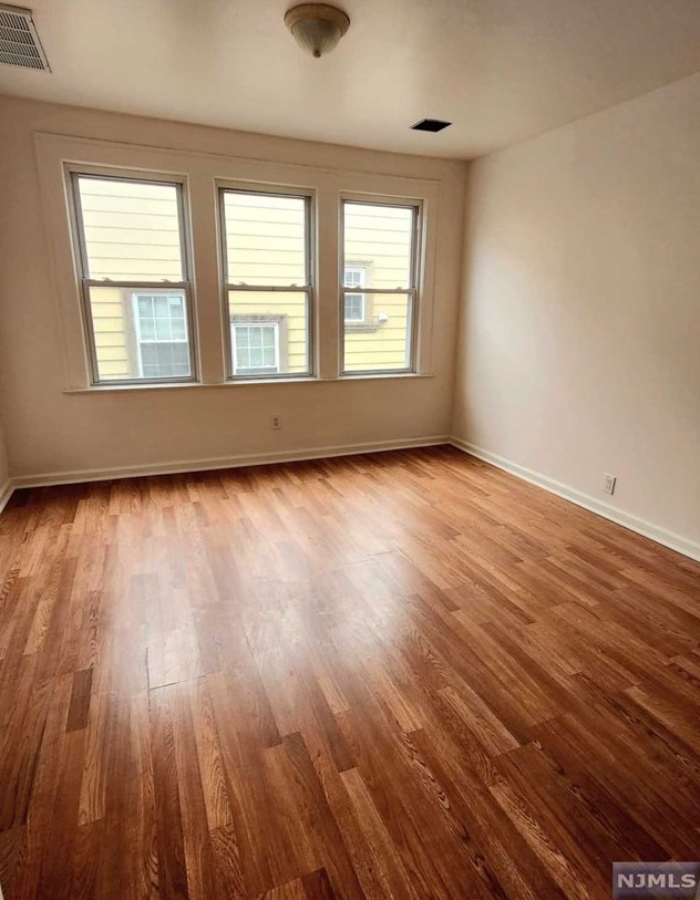 280-282 Leslie St #2, Newark, NJ 07112