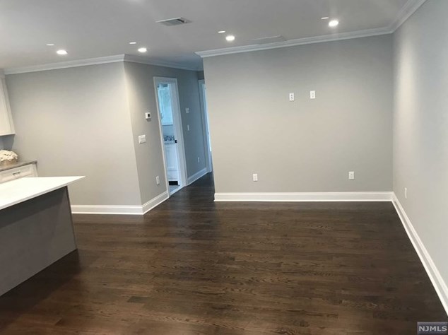 79 Miller St #1, Wallington, NJ 07057