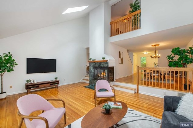 34 Windmill Dr, Morristown NJ  07960-5973 exterior