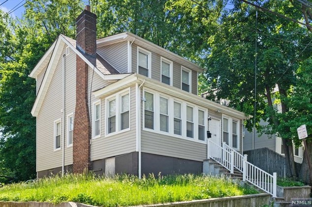 146 Abinger Pl, Newark, NJ 07106