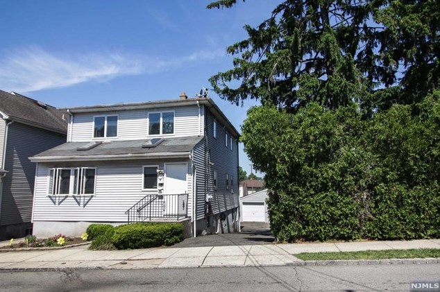642 Jackson Ave, West Paterson, NJ 07424