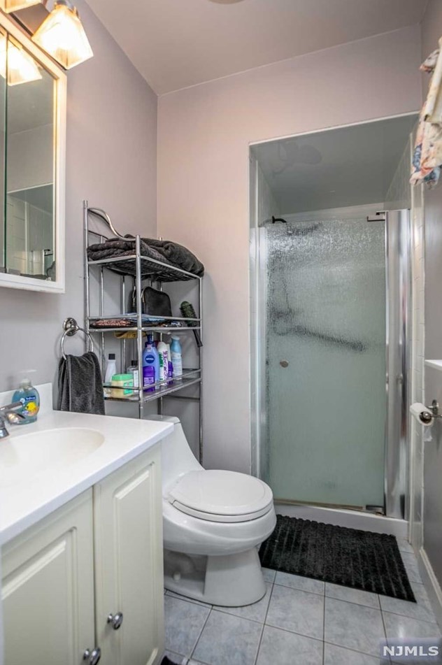 34 Carlton Pl, Rutherford NJ  07070-1120 exterior