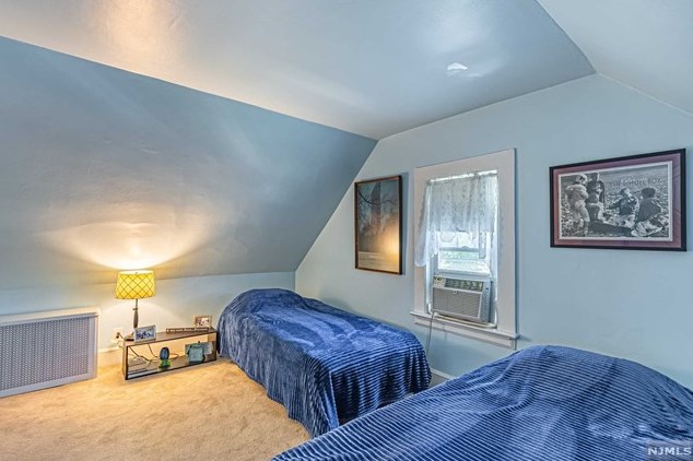 87 Passaic Ave, Rutherford NJ 07070-2059 exterior