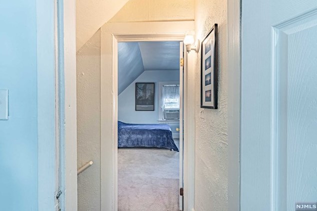 87 Passaic Ave, Rutherford NJ 07070-2059 exterior