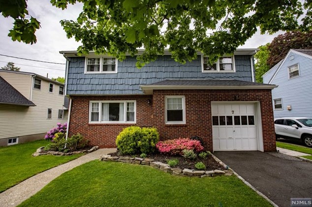 7 Milton Ct, Rutherford, NJ 07070