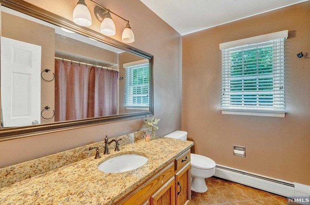 10 Babcock Rd, Mahwah NJ exterior