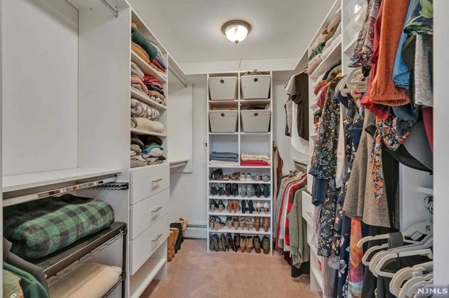 10 Babcock Rd, Mahwah NJ exterior