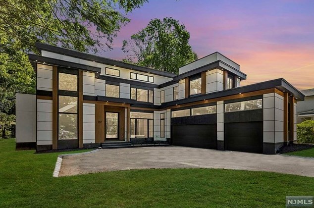 157 Highwood Ave, Tenafly, NJ 07670