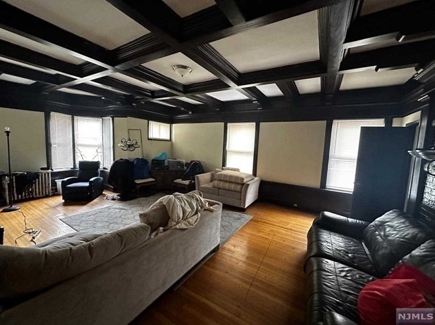 726 Park Ave, East Orange, NJ 07017