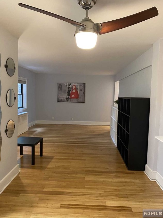 3071 Edwin Ave #1c, West Fort Lee, NJ 07024