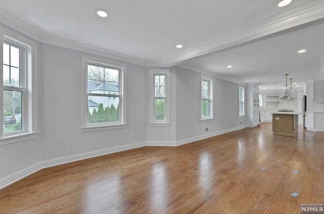 100 Colony Ave, Park Ridge NJ 07656-1104 exterior