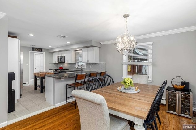 4 Hawthorne St, Rutherford NJ 07070-1126 exterior