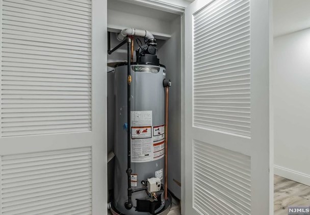 48 Garwood, Outwater NJ 07026-3524 exterior