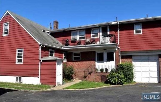 22 Steinberg Ave ##2/back Unit, Outwater, NJ 07026